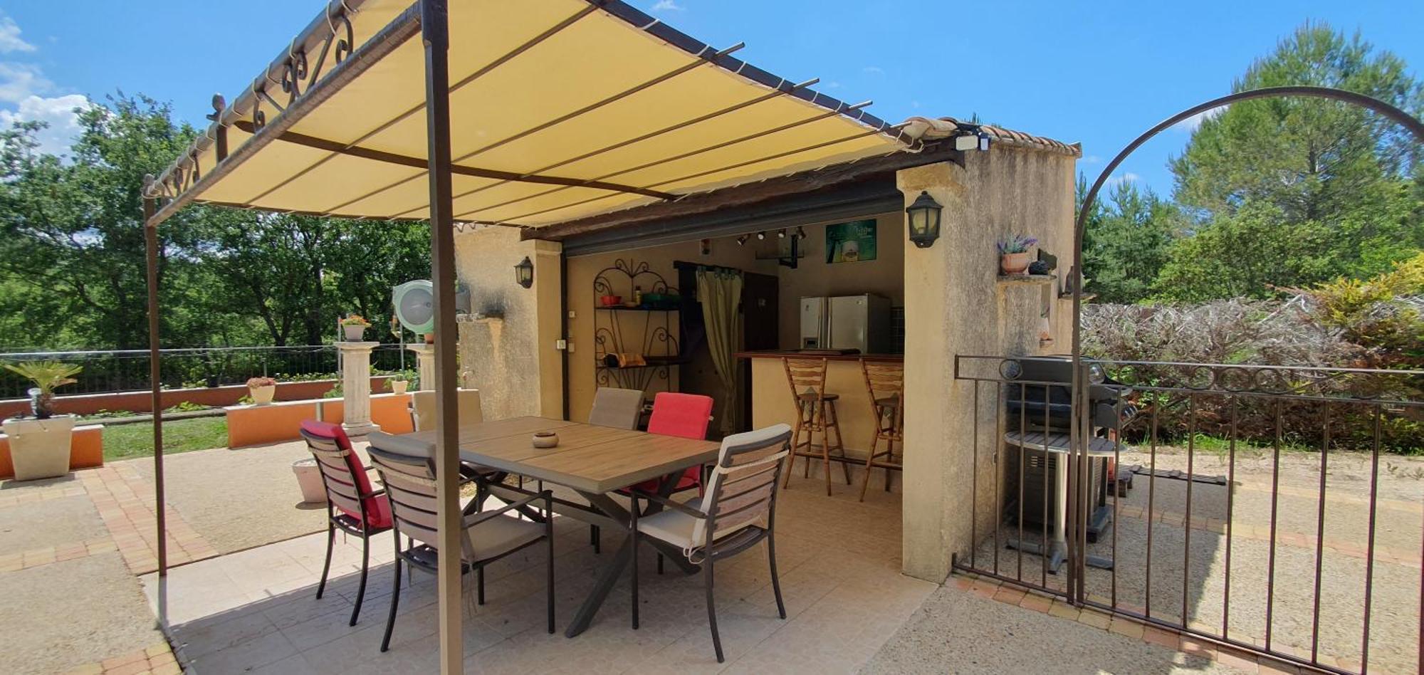 Maison Familiale Avec Piscine Et Boulodrome Dans Le Luberon Caseneuve المظهر الخارجي الصورة